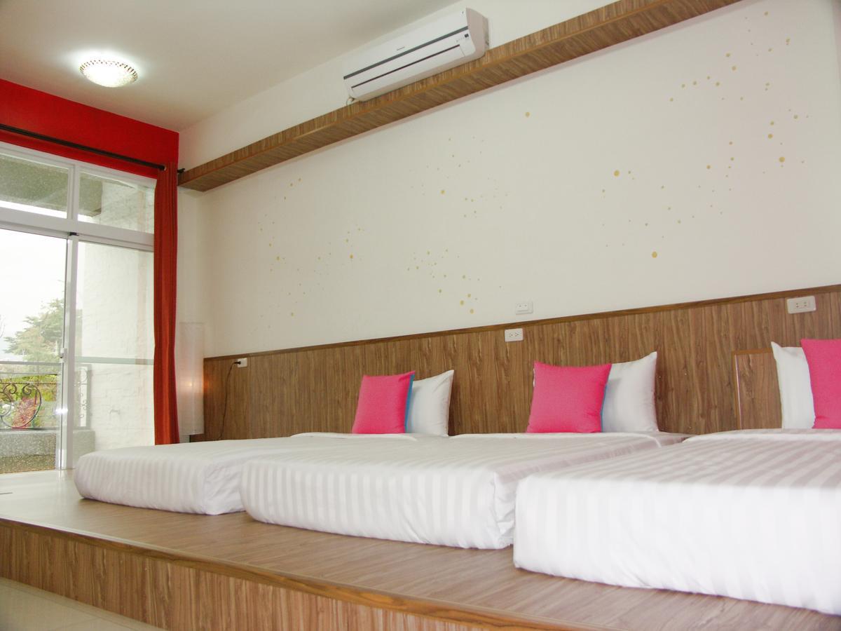 I Star Bed And Breakfast T'ai-tung Extérieur photo