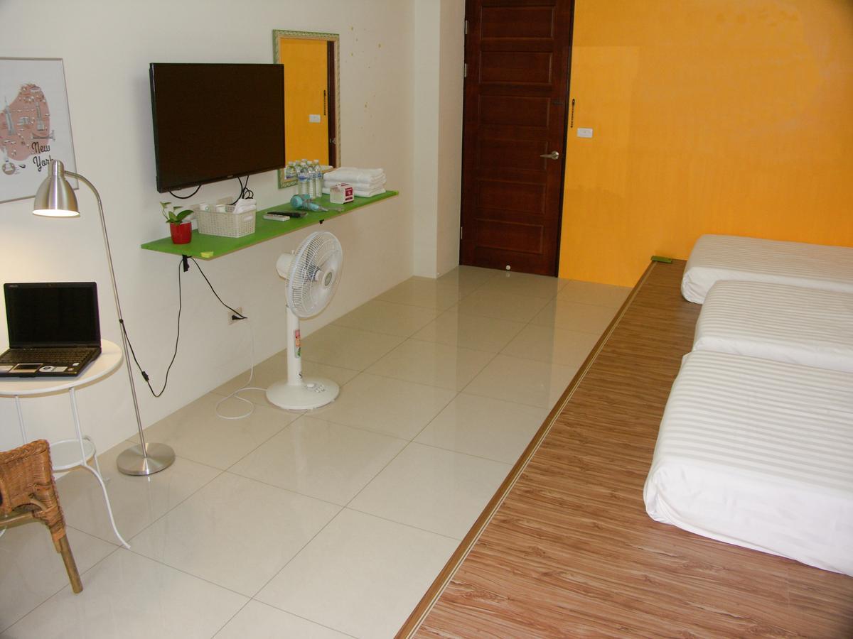 I Star Bed And Breakfast T'ai-tung Extérieur photo